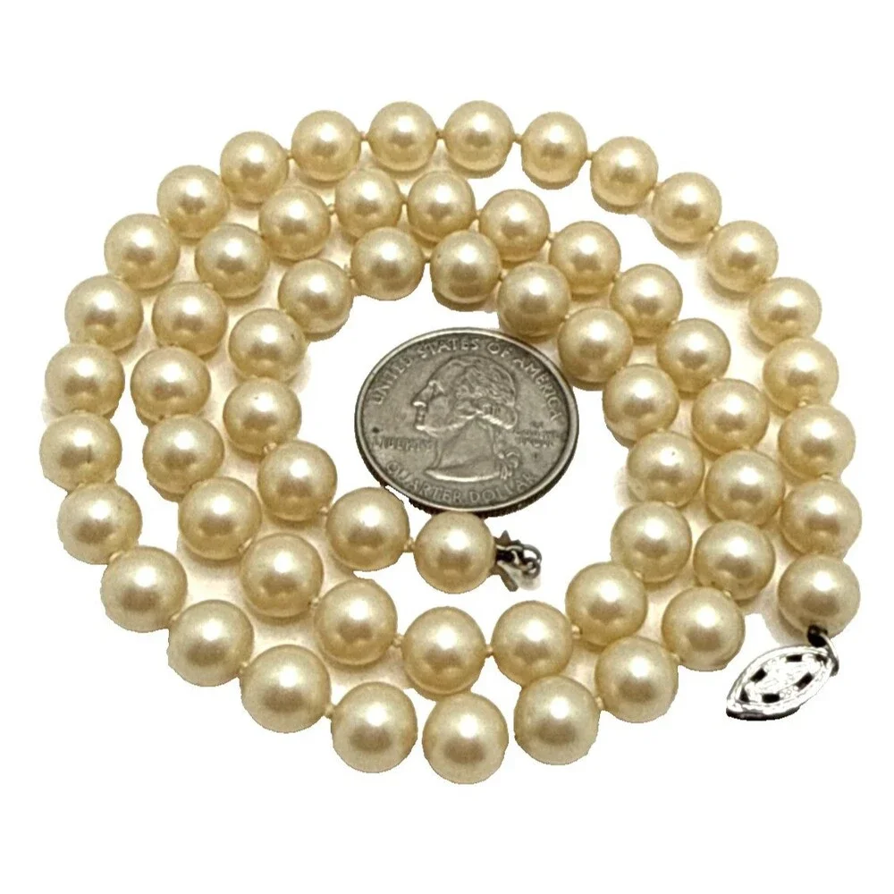 Vintage Classic Faux Pearl Choker Necklace Sterling Silver Clasp 22